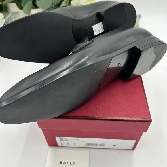 $595 Mens Black Bally Leather Loafers Shoes Drivers  Men\'s Bally  ONIZI leather loafers size 9, made in Italy
